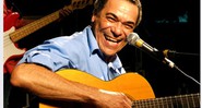 Marku Ribas, nome atuante na música brasileira, mostrou sua potente voz e fechou o Jambolada 2008.