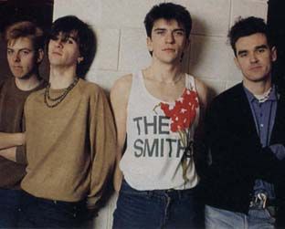 Andy Rourke (baixo), Johnny Marr, Mike Joyce (bateria) e Morrissey: nova coletânea do Smiths sai em CD duplo, em novembro - Reprodução