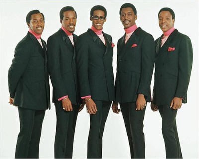 O The Temptations é um dos múitos músicos da Motown representados em caixa de primeiros lugares nas paradas mundiais