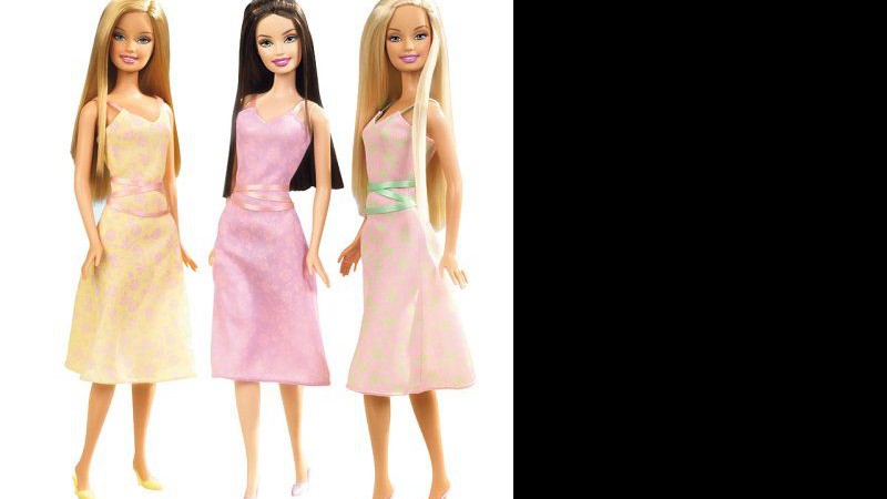 Para comemorar os 50 anos da Barbie, fabricante resolveu lançar coleção de roupas