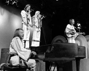 O Museu do ABBA sai em turnê mundial em 2009 por não ter lugar fixo para ficar na Suécia