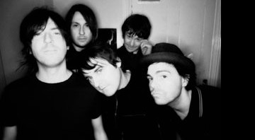 O quinteto está liberando sua música na rede - Site oficial
