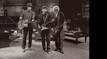 Jack White, The Edge e Jimmy Page duelam com seus instrumentos - ERIC LEE/STEEL CURTAIN PICTURES