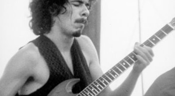 Carlos Santana - Warner Bros-Photofest/Livro Woodstock, de Pete Fornatele