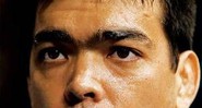 Lyoto Machida aguarda entre os rounds de sua histórica luta contra Rashad Evans, no UFC 98, em maio de 2009, em Las Vegas, nos Estados Unidos