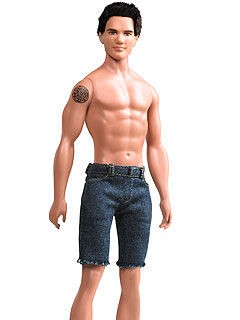 Jacob, personagem de Taylor Lautner, vira boneco estilo Barbie