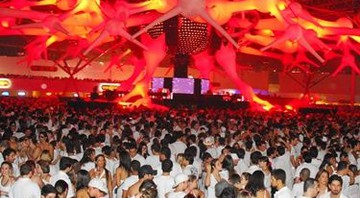 Primeira edição do Skol Sensation no Brasil levou 40 mil pessoas ao Pavilhão do Anhembi, na capital - Divulgação
