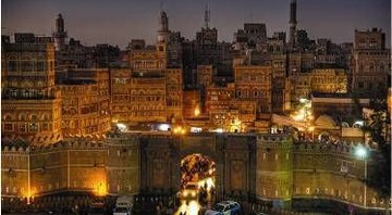 As luzes de Sanaa, a capital do Iêmen, uma das cidades mais antigas do mundo - com mais de 5 mil anos de
história. - CAIO VILELA