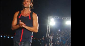 Rodrigo Santoro fechou a semana carioca de moda com desfile para a Redley - Lucas Landau