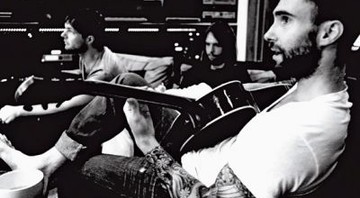 <b>ISOLADOS</b> O Maroon 5 mudou de país para se dedicar ao novo trabalho - Travis Schneider