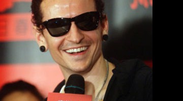 Chester Bennington e seu Linkin Park lançarão <i>A Thousand Suns</i> em 14 de setembro - AP