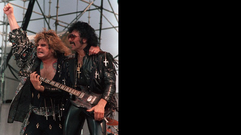 Ozzy e Tony, que tocaram juntos por cerca de dez anos no Black Sabbath, acabaram com briga pelo nome da banda - AP