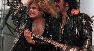 Ozzy e Tony, que tocaram juntos por cerca de dez anos no Black Sabbath, acabaram com briga pelo nome da banda - AP