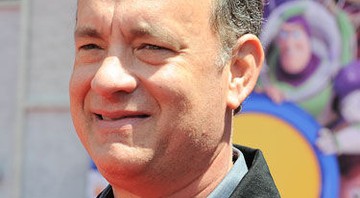 Tom Hanks poderá contracenar com Sandra Bullock em novo longa da Paramount - AP
