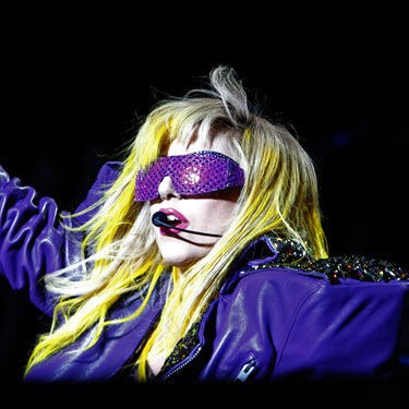 Lady Gaga lançará perfumes a partir de 2012