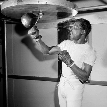 Sugar Ray Robinson, um dos maiores nomes do boxe, ganhará cinebiografia