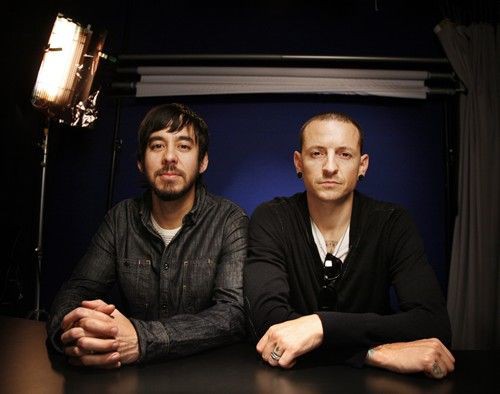 Mike Shinoda e Chester Bennington, os dois homens de frente do Linkin Park