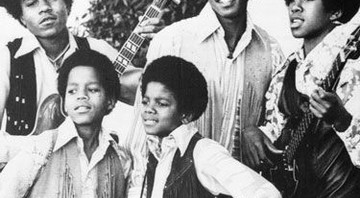 Jackson 5 com Michael Jackson (no frente, ao centro) aos dez anos: linha de roupas inspirada nos figurinos do grupo irá se chamar J5 - AP