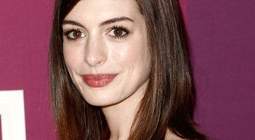Anne Hathaway que, ao lado de James Franco, "personifica a próxima geração de ícones de Hollywood", segundo os produtores do Oscar - AP