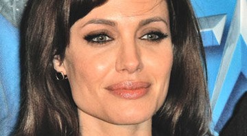 Angelina Jolie revela que gostaria de trabalhar com Pedro Almodóvar - AP