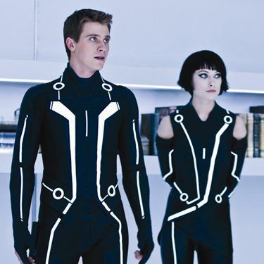 Garrett Hedlund e Olivia Wilde em cena de Tron: O Legado - animação feita para a TV deverá ser exibida em 2012