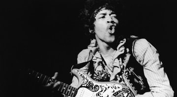 DIAS MELHORES Hendrix em 1967, quando chegou à Inglaterra. Em menos de três anos, ele sucumbiria às pressões da fama - Edie Baskin / Corbis Outline / LatinStock