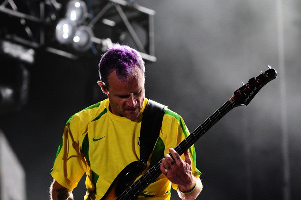 Flea, do Red Hot Chili Peppers, em show no Rock in Rio