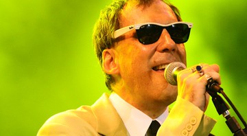 Arnaldo Antunes cantou sucessos de sua carreira, como "Televisão" e "A Casa É Sua" no Palco Sunset - Carolina Vianna