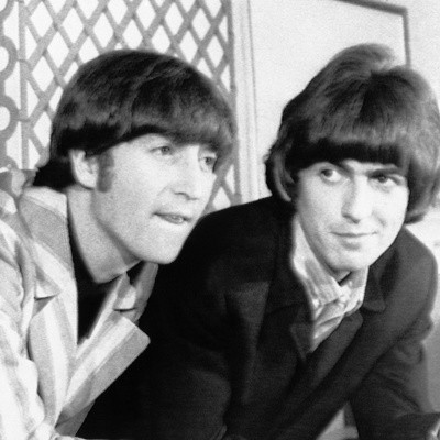 9 - Prisão John Lennon e George Harrison