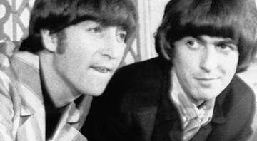 9 - Prisão John Lennon e George Harrison - AP