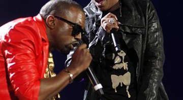 Kanye West e Jay-Z juntos no palco, em setembro de 2010 - AP