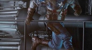 Chris Evans em ação como Capitão América - Reprodução/LA Times