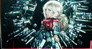 Britney Spears está atualmente filmando o clipe do single "Hold it Against Me" - Reprodução