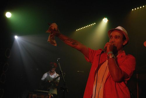 Zé Cafofinho e Suas Correntes no show de encerramento do Porto Musical 2011