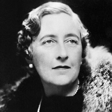 Agatha Christie (foto), a criadora de Miss Marple, que voltará aos cinemas em breve