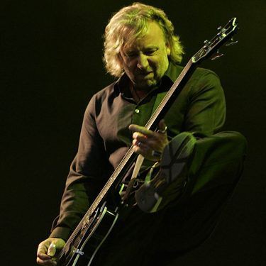 Peter Hook tocará os dois discos do Joy Division na íntegra em diferentes datas no Reino Unido