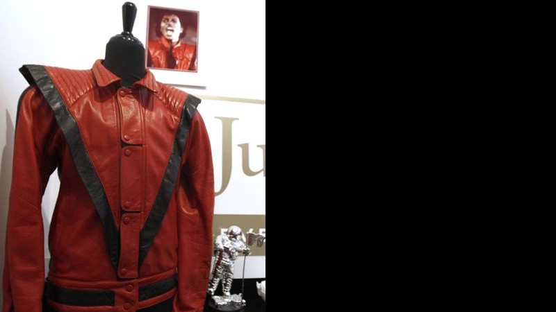 A jaqueta de Michael, vendida por US$ 1,8 milhão (quase R$ 2,9 milhões)