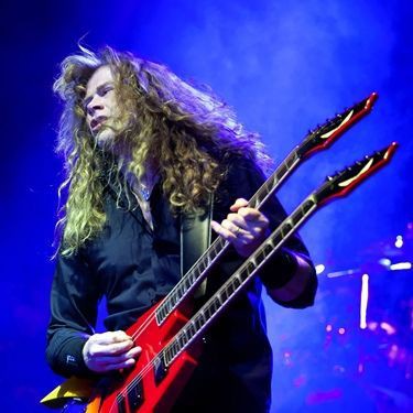 Dave Mustaine falou a respeito do novo disco do Megadeth, TH1RT3EN