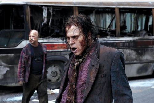 Cena da primeira temporada de The Walking Dead; a segunda não contará com a produção de Frank Darabont