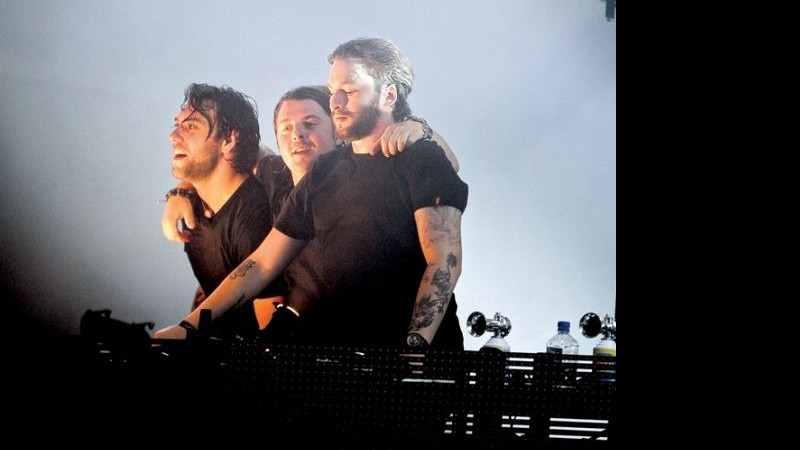 <b>MÁFIA DE DJS</b> Depois de Ibiza, o Swedish House Mafia conquista o mundo - RAHAV SEGEV/ZUMA PRESS/CORBIS