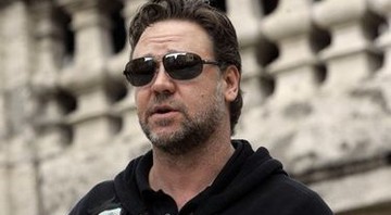 Russell Crowe documenta perda de peso no Twitter - AP