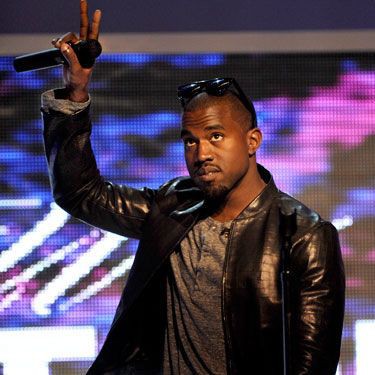 Kanye West pode apresentar sua versão de "Back to Black" em setembro