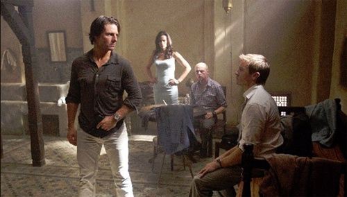 Still de Mission: Impossible - Ghost Protocol que mostra Tom Cruise como Ethan Hunt, Paula Patton como Jane, Simon Pegg como Benji e Jeremy Renner como Brandt