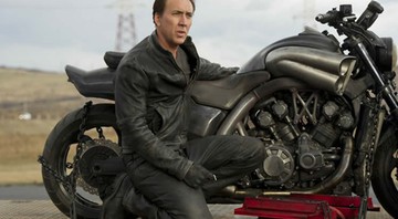 Nicolas Cage como Johnny Blaze em <i>Motoqueiro Fantasma 2: O Espírito da Vingança</i> - Reprodução/screenrant.com