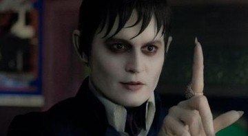 Johnny Depp interpreta o vampiro Barnabas - Divulgação