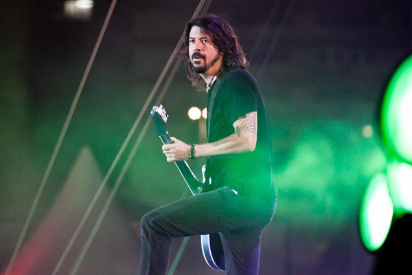 Dave Grohl interagiu muito com o público do Lollapalooza durante o show, principalmente em canções como "My Hero" e "Times Like These", entre outras.