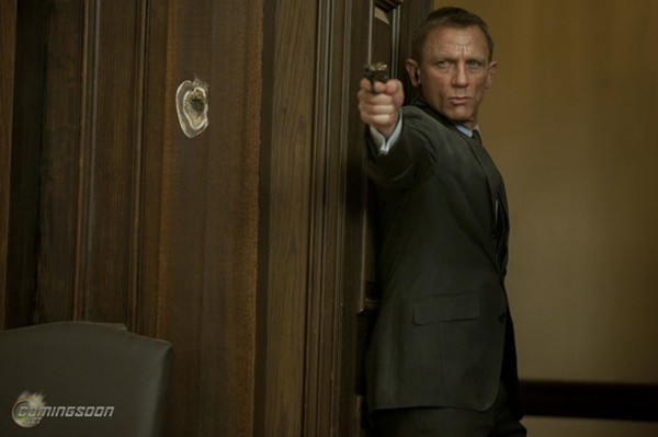 Daniel Craig em ação como James Bond.