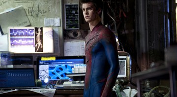 Andrew Garfield é o protagonista de O Espetacular Homem-Aranha, filme que reinicia a franquia do super-herói - Divulgação