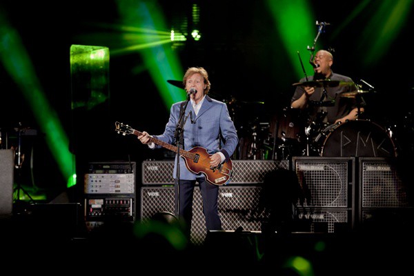 Paul McCartney durante show no estádio da Ressacada, em Florianópolis, em abril deste ano - Divulgação/Fernando Wiladino