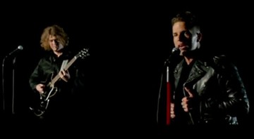 The Killers - Runaways (teaser) - reprodução video